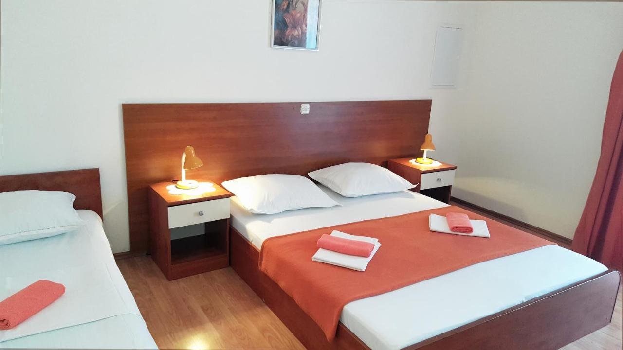 Apartments With A Parking Space Gradac, Makarska - 11332 Gradac  Exterior photo